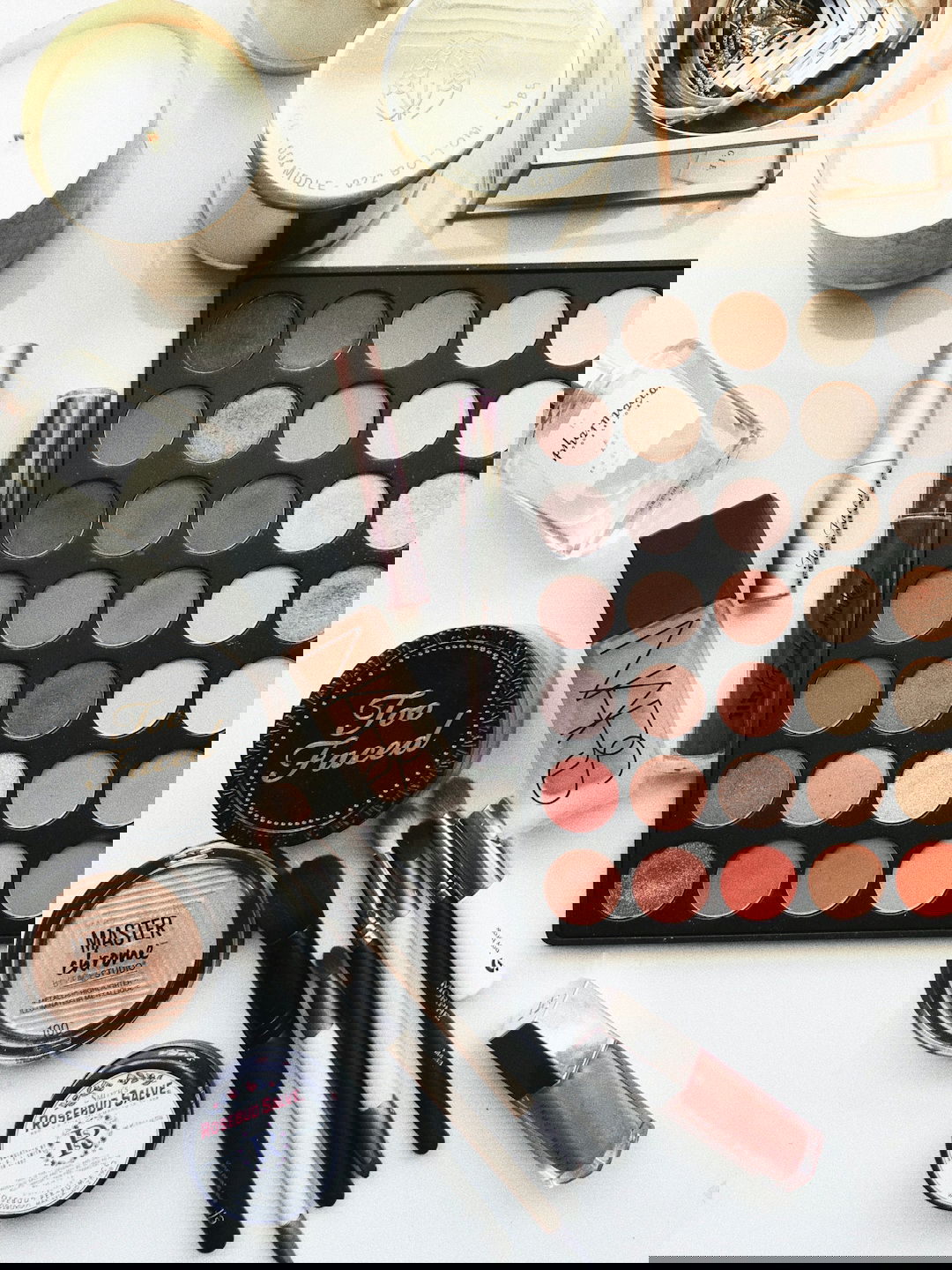 close-up photography of assorted cosmetics